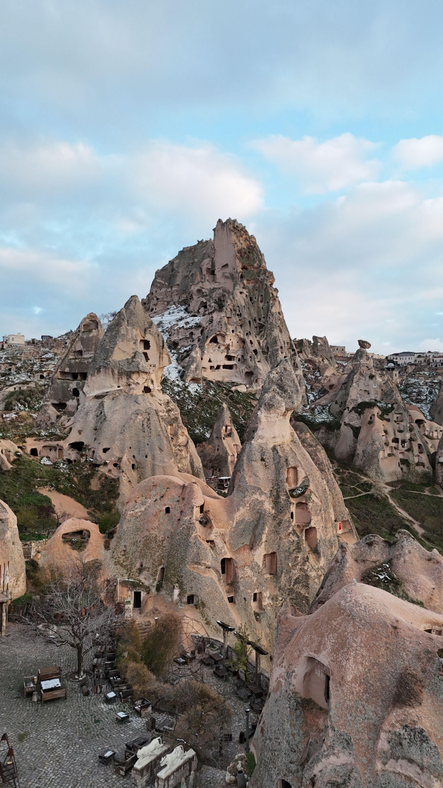 Copy of pexels-okan-demiray-306414780-31822389.jpg