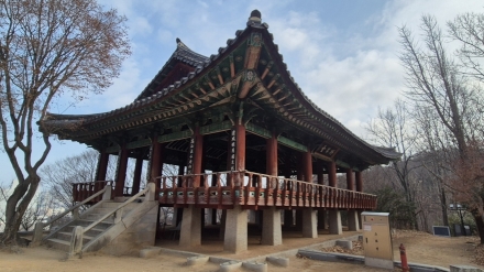 [전주, 시간이 머무는 자리 ①] 회색 도심을 지워내는 가장 한국적인 채도